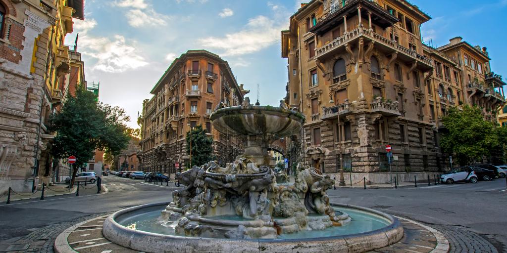 Fountain of the Frogs in Quartiere Coppedè, Rome