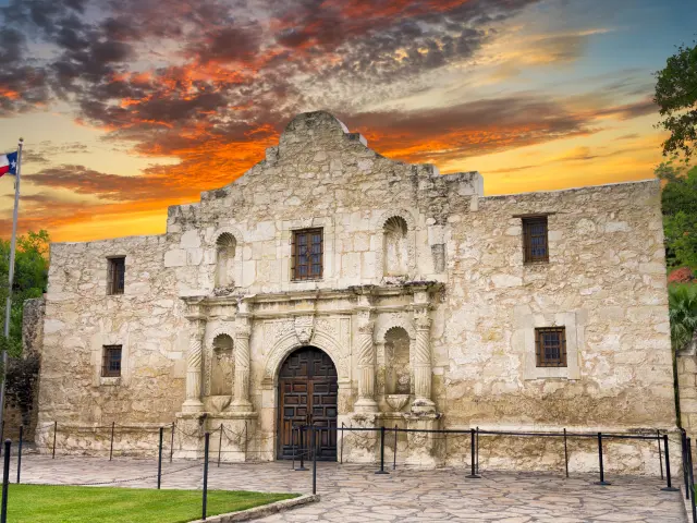 The Alamo at sunrise in San Antonio, Texas