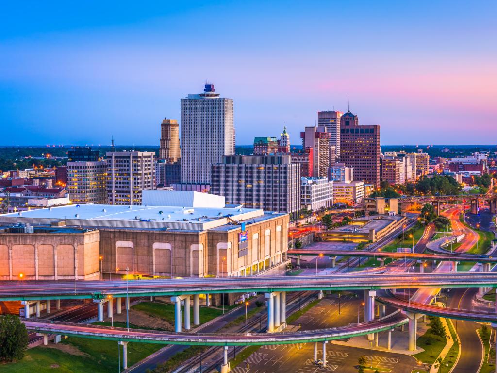 Memphis, Tennessee, USA downtown skyline at dusk.