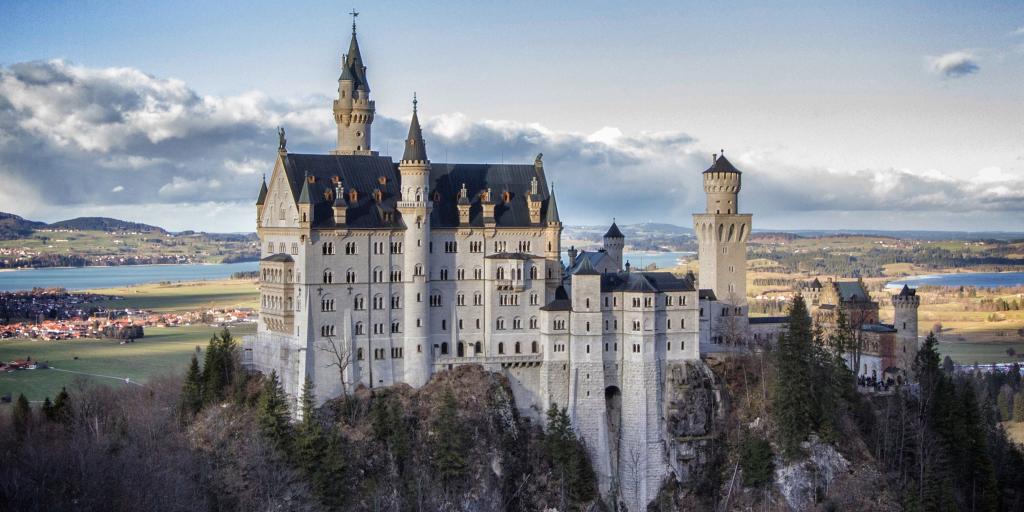 Neuschwanstein Castle, Füssen, Germany 