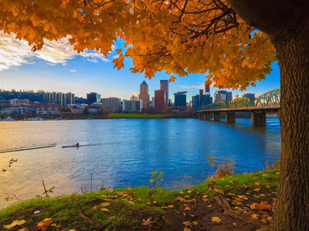 Fall view of Willamette River and Portland, Oregon