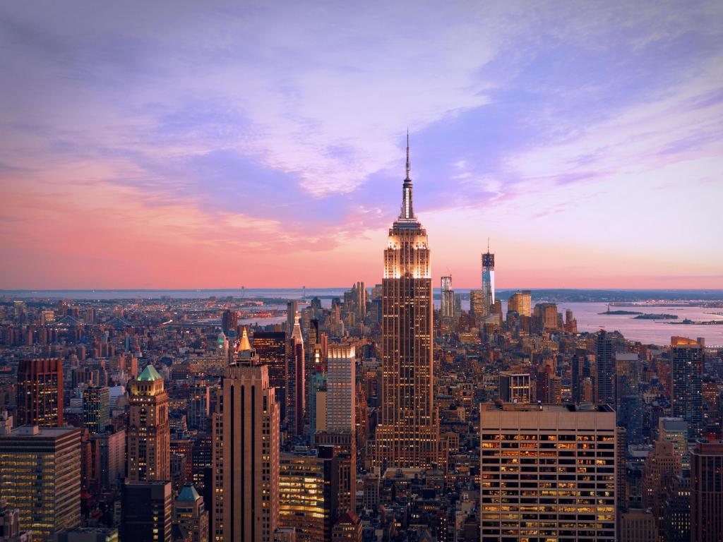 View of Manhattan from the Top of the Rock at dusk, with the Empire State Building in the center