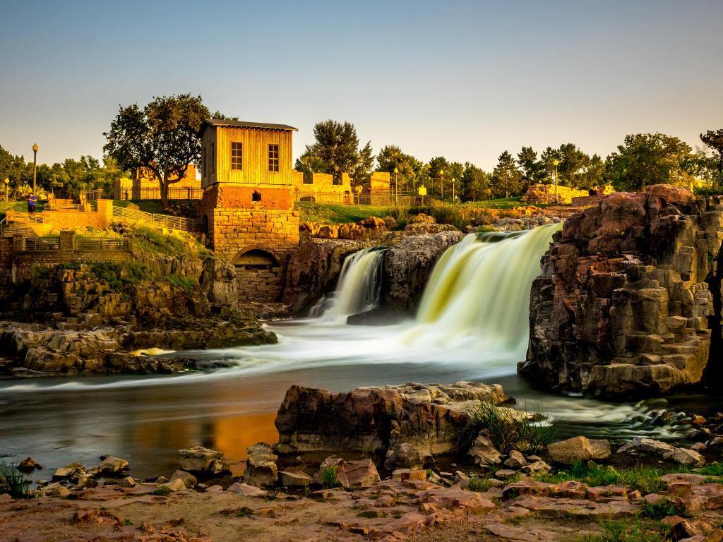 Sioux Falls waterfalls in South Dakota, in the morning glow of the sun