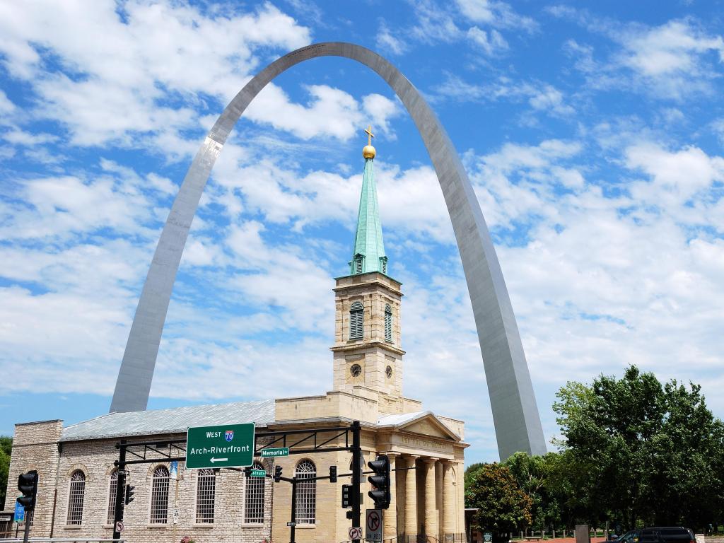 St. Louis Arch and the old Basilica Cathedral in St. Louis, Missouri