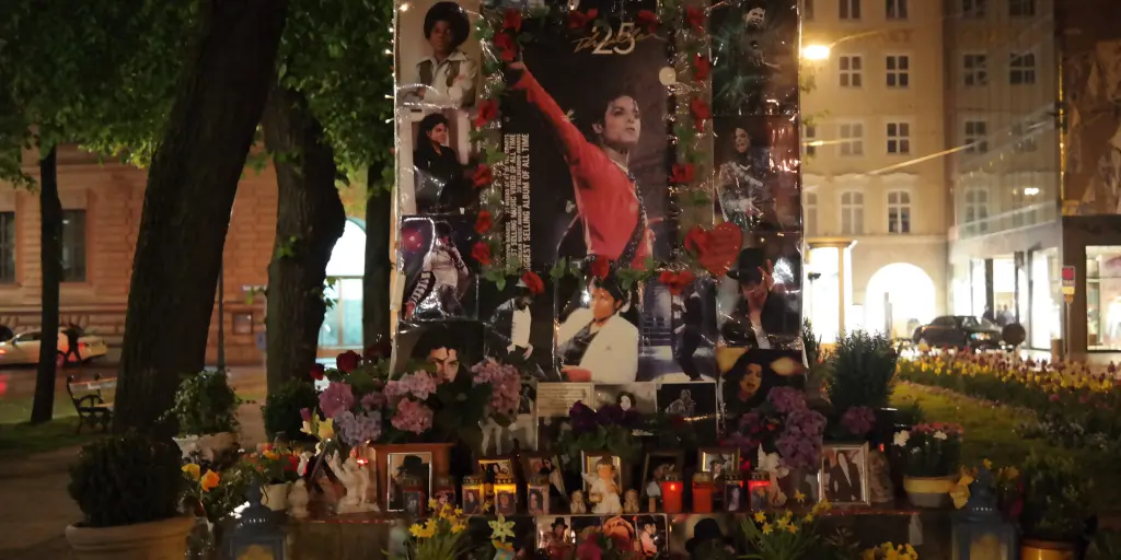 The Michael Jackson shrine in Munich with picture of him, candles, messages and flowers 