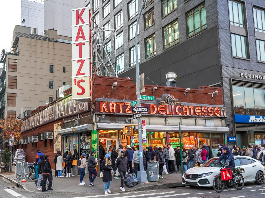 Tourists and locals outside from of historical Katz's Delicatessen in Lower East Side