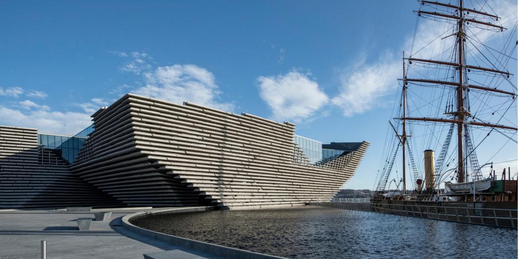 The new V&A Dundee Museum of Design sits on the waterfront alongside the RSS Discovery ship