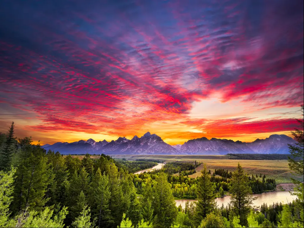 Colorful sunset at Snake River Overlook in Grand Teton National Park, WY