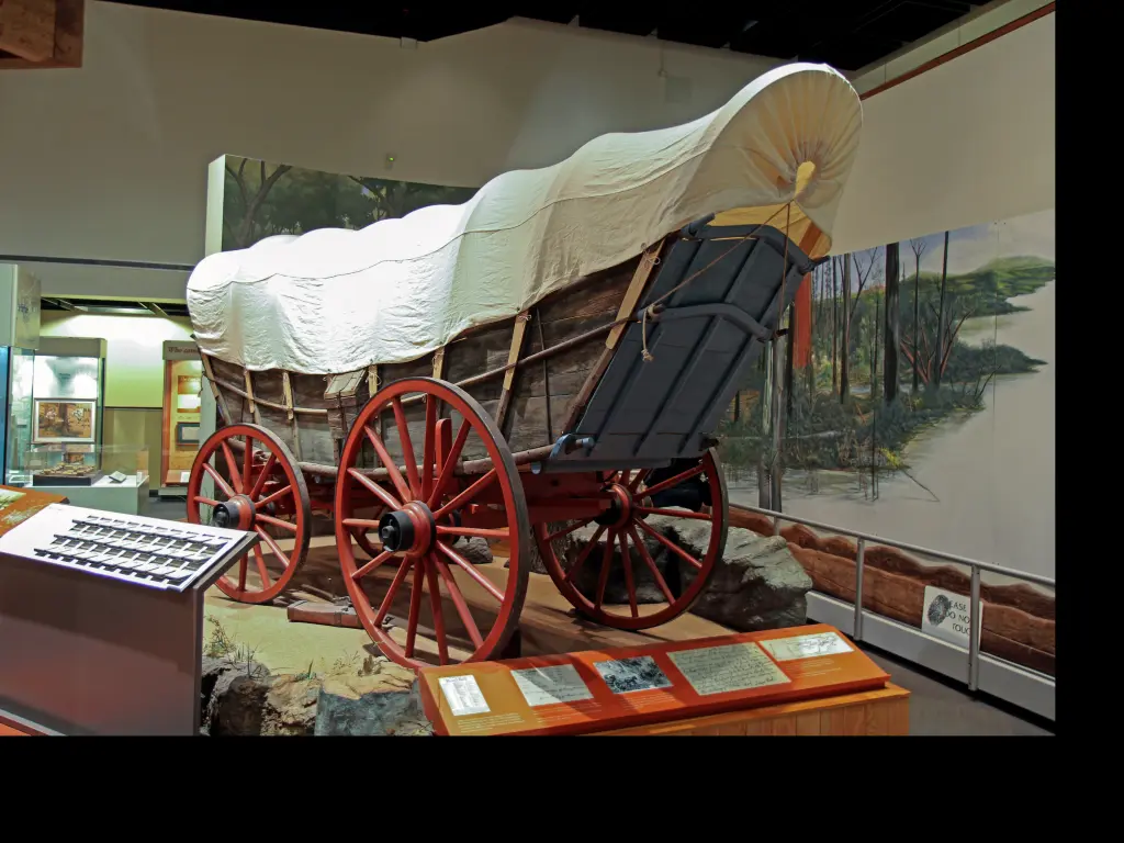 Western covered wagon in the Tennessee State Museum, Nashville