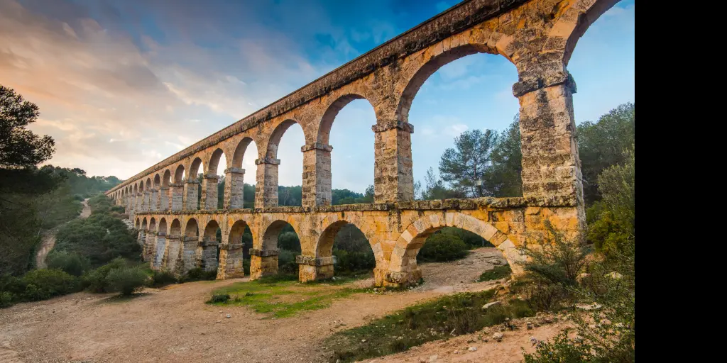 road trip in Spain - Tarragona Aqueduct stop