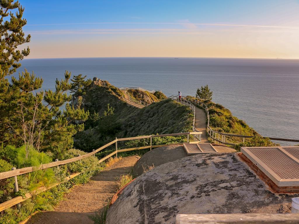 Footpath down to Stinson Beach near Bolinas in Marin County, California