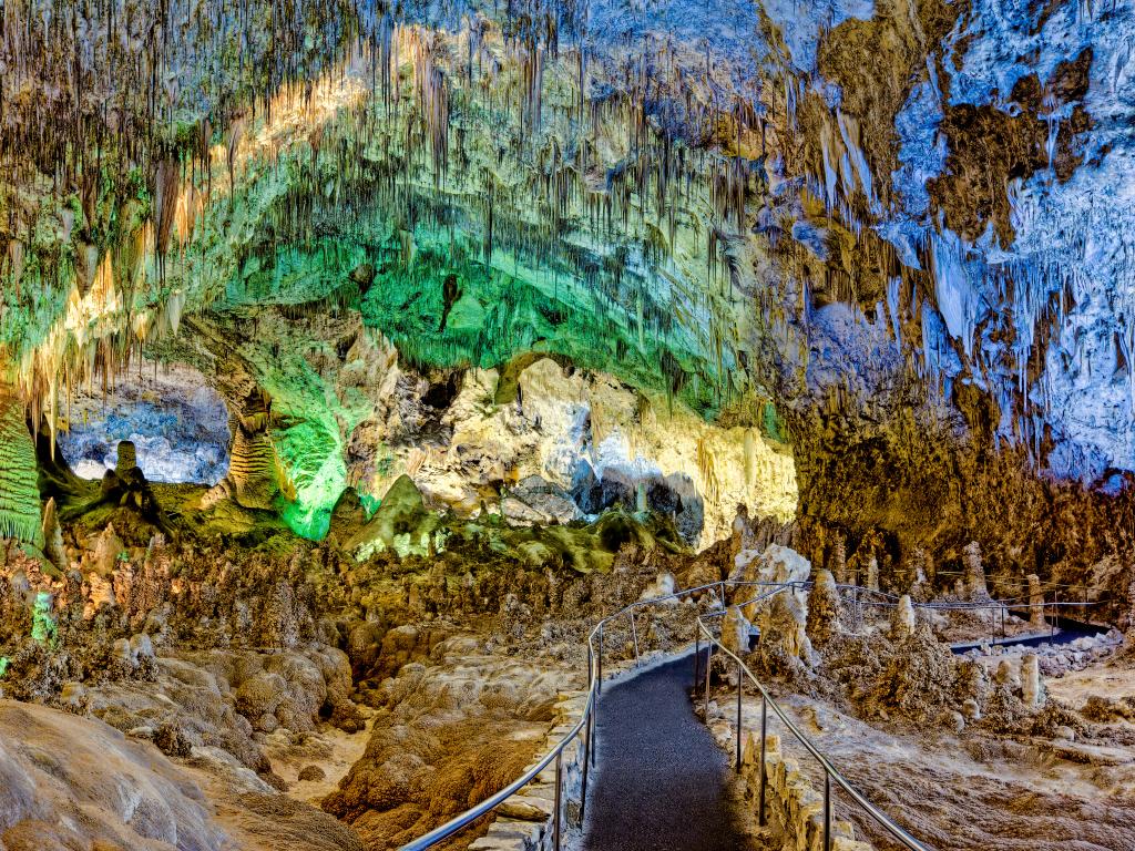 Path through the Big Room cavern in the Carlsbad Caverns, New Mexico