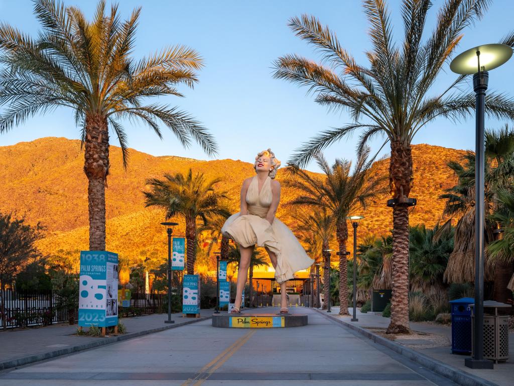 Marilyn Monroe sculpture on Museum Way, Palm Springs
