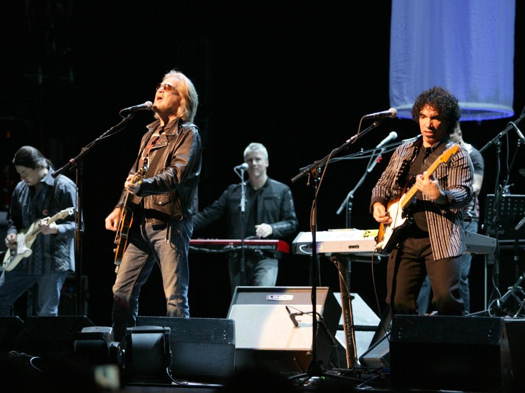  Musicians Daryl Hall on the left and John Oates on the right performing at the concert hall