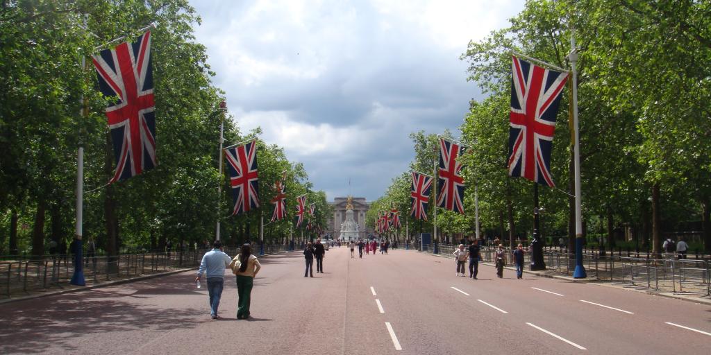 View down The Mall to Buckingham Palace in London 