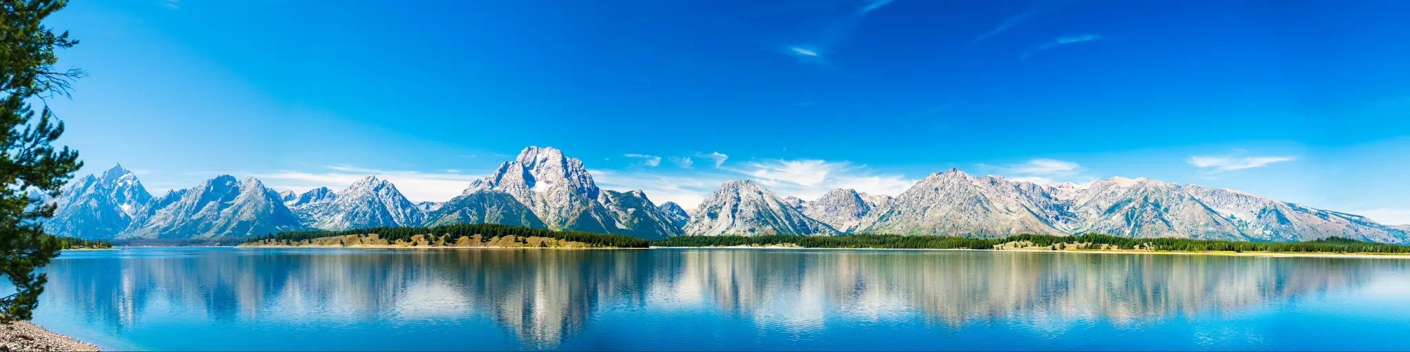 The Grand Teton National Park is a perfect destination for driving in Wyoming.