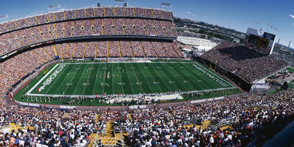 Mile High Stadium in Denver - Denver Broncos playing St. Louis Rams in the NFL