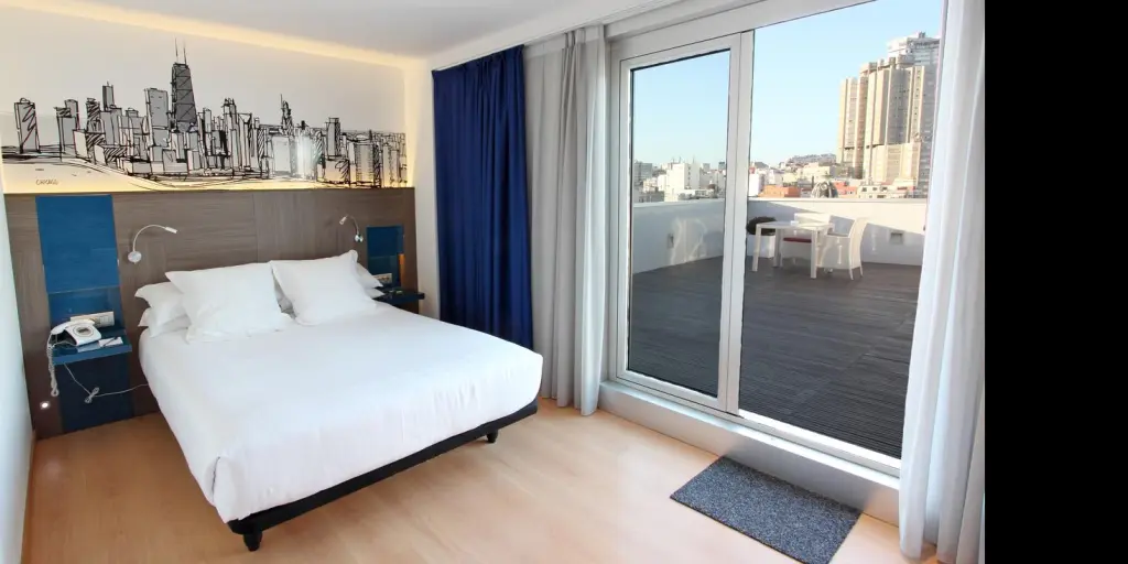 Room with a balcony and views of La Coruña in Hotel Blue
