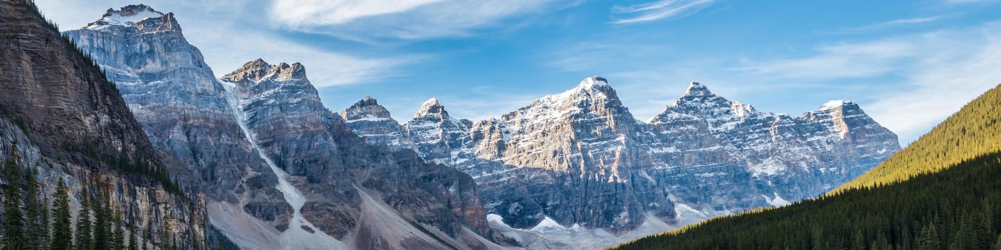 Moraine Lake with in the valley of ten peaks covered in snow