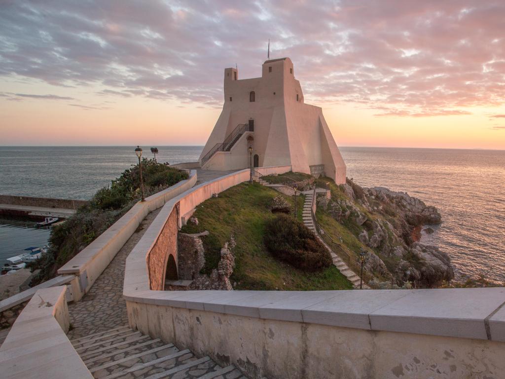 Actors, artists, and writers once flocked to tiny Sperlonga—a white confection overlooking the impossibly blue Tyrrhenian Sea—for a soothing taste of la dolce vita.