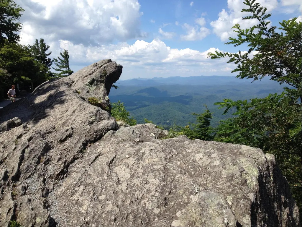 Blowing Rock, North Carolina, USA with a view over the rock of the valleys below on a sunny day. 