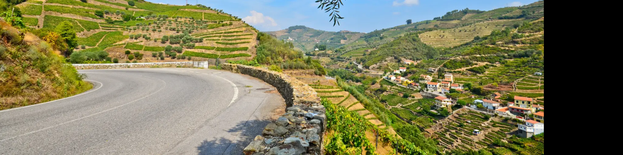 Full guide for driving in Portugal with tips, road knowledge and speed limits