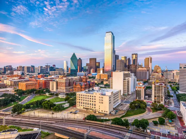 Dallas, Texas, USA downtown city skyline.