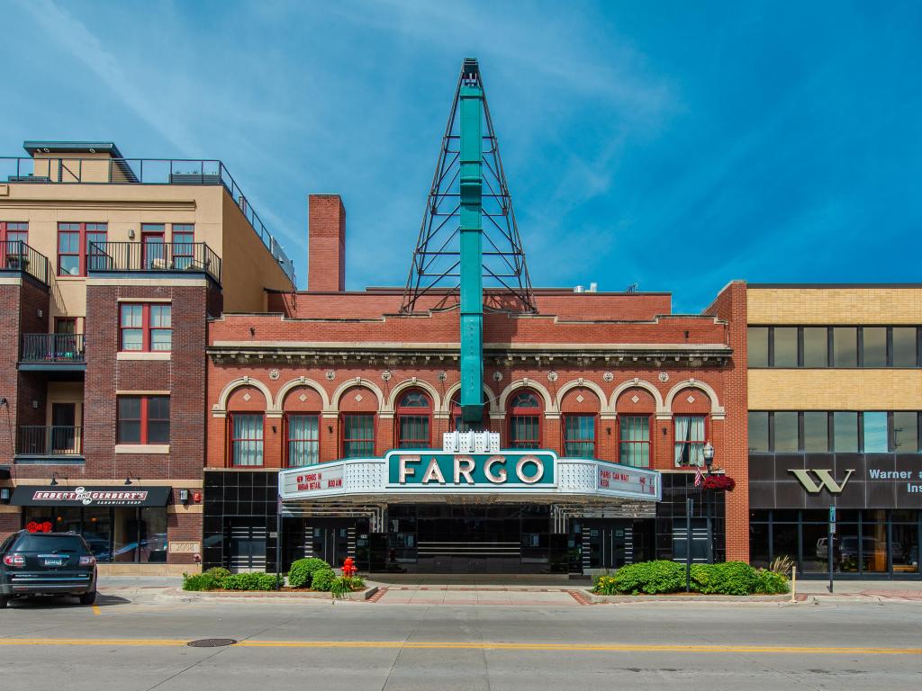 Fargo, North Dakota, USA with a view of the theater and street view in summer.
