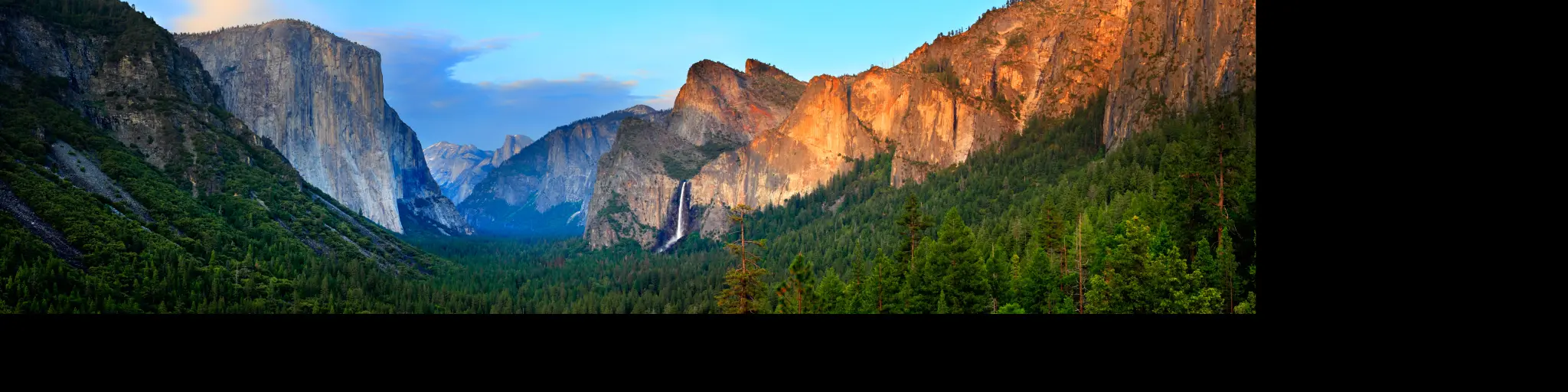 Evening view of the Yosemite Valley at Sunset from Tunnel View, California National Park