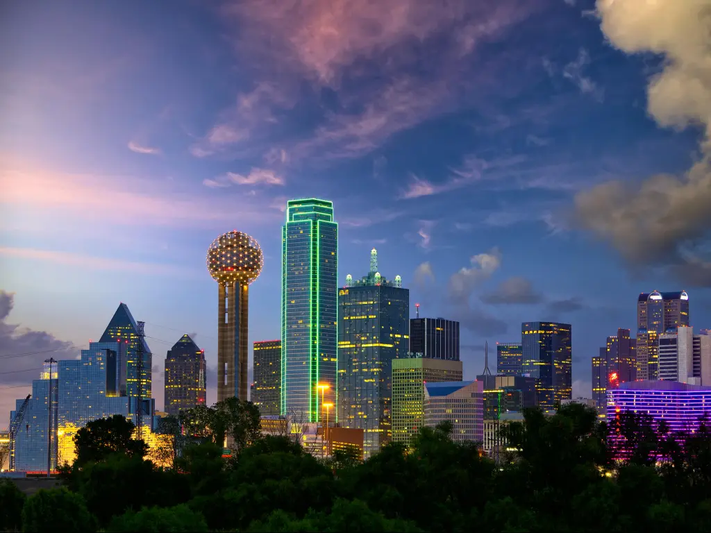 Dallas, Texas, USA with the city skyline at twilight.