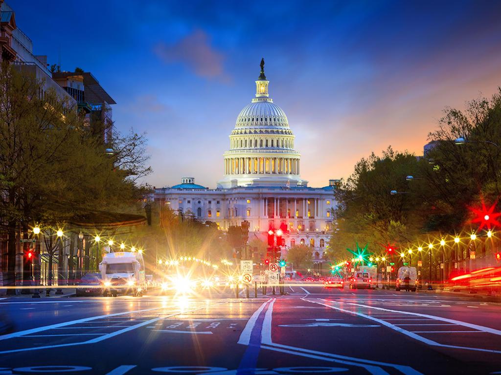 US Capitol building in Washington, D.C. at night