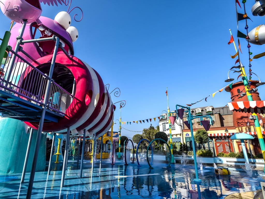 View of the pool and activities at Super Silly Fun Land Wet Zone at Universal Studios Hollywood