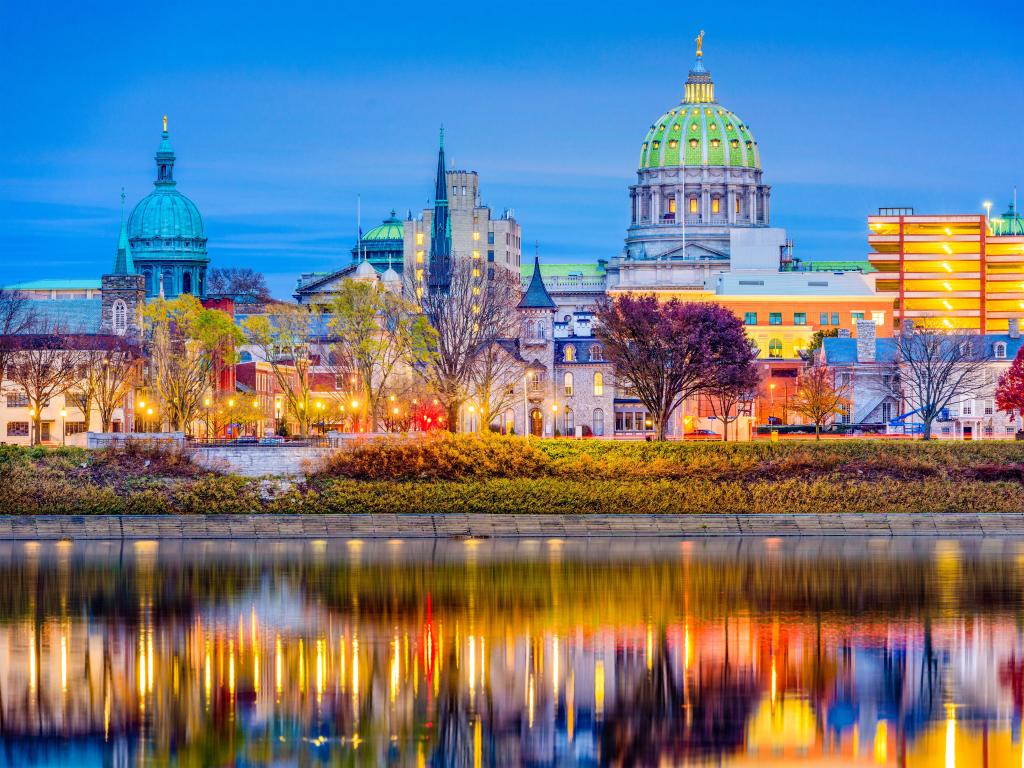 Harrisburg, Pennsylvania, USA downtown city skyline on the Susquehanna River.