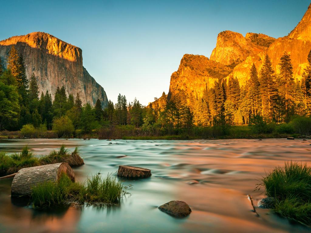 Yosemite Valley View Sunset.