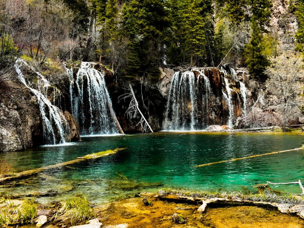 Hanging Lake near Glenwood Springs