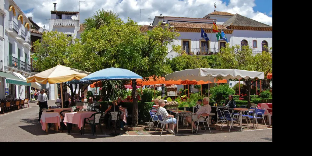 Plaza de los Naranjas in Marbella - a perfect stop on your road trip