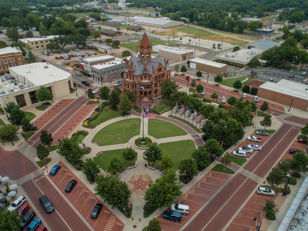 Hopkins County Courthouse and Celebration Plaza in Sulphur Springs, Texas