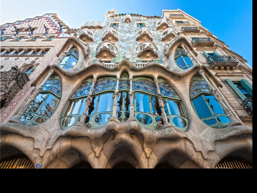 Casa Battlo facade in Barcelona, before the start of the road trip