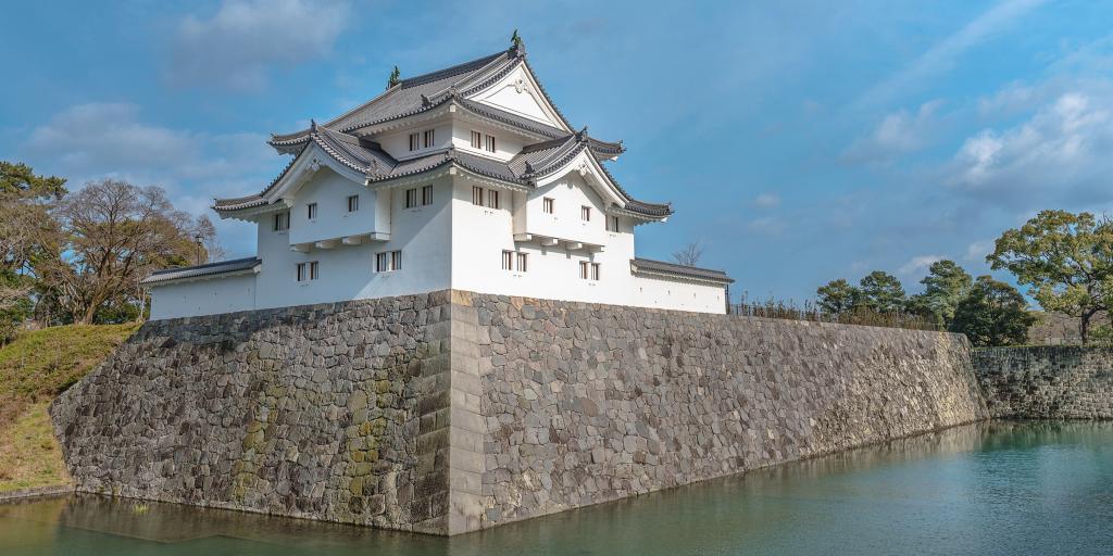 The east gate and moat of Sunpu Castle, Shizuoka 