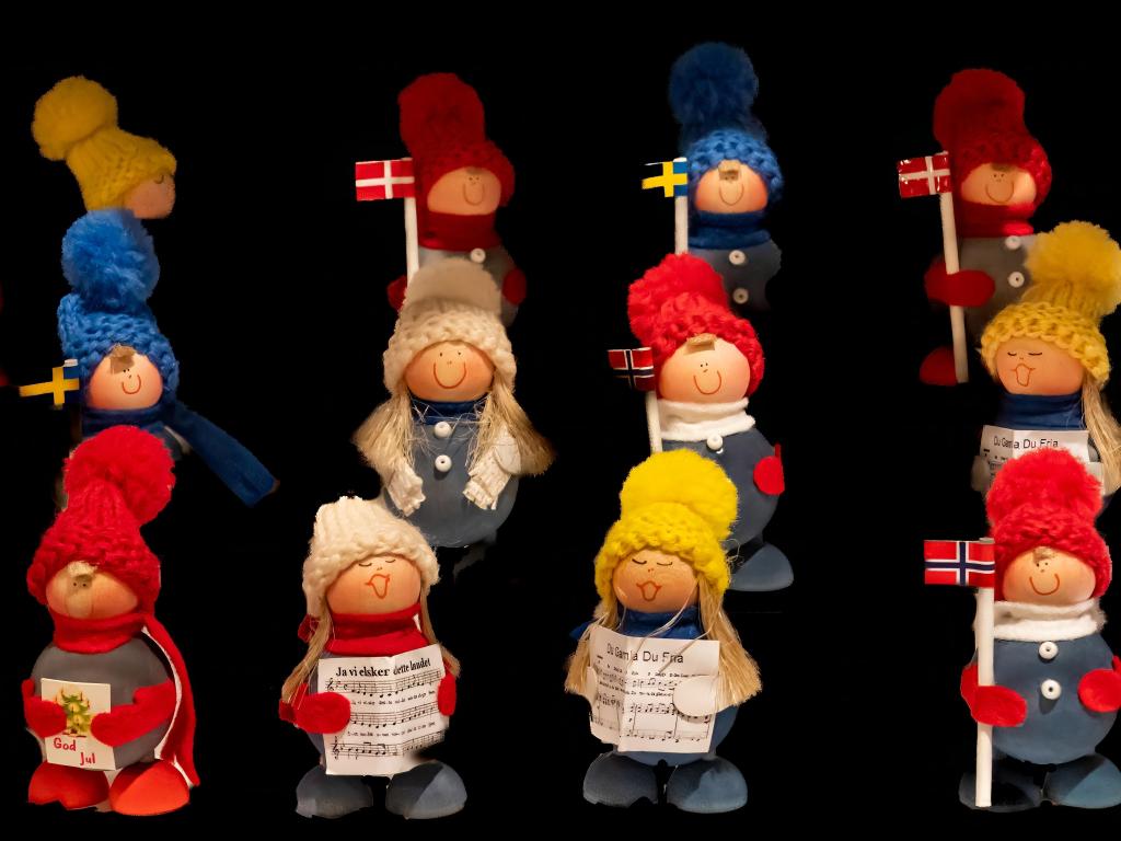 A collection of carol-singing Nordic dolls