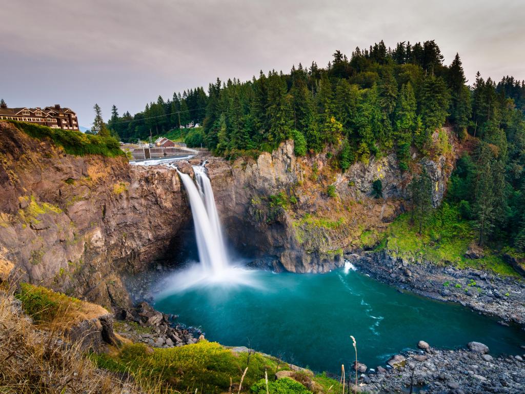 Landscape of Snoqualmie Falls in Washington State, USA