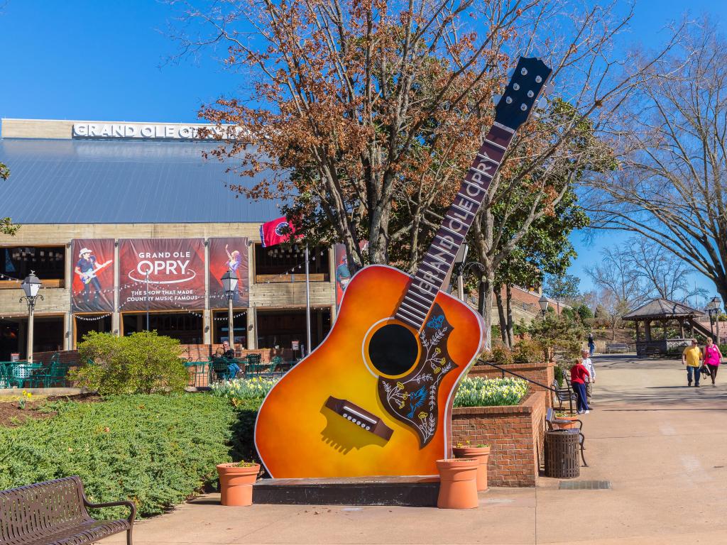 Guitar statue outside the famous venue in Nashville on a sunny day