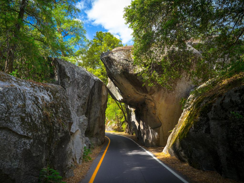 Arch Rock Entrance, granite boulders on Highway 140 - Yosemite National Park
