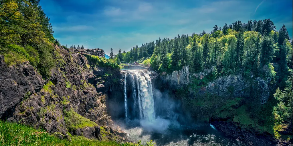 Seattle to Snoqualmie Falls Road Trip