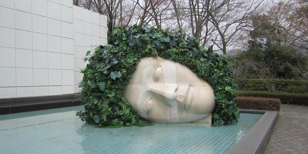 Face sculpture at Hakone Open-Air Museum, Japan 