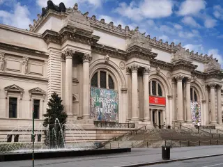 Exterior of the Metropolitan Museum of Art, New York