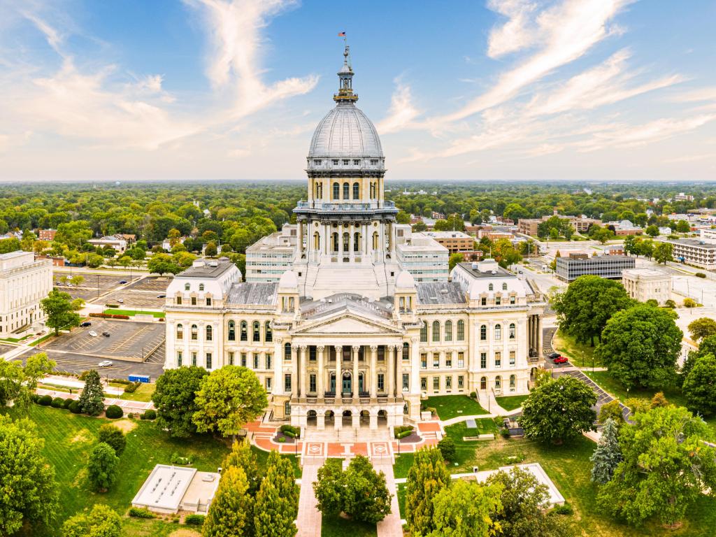Aerial view of the Illinois State Capitol building in Springfield on a clear day