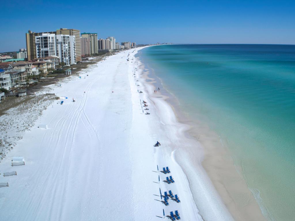 Perfect afternoon at the beautiful sandy beach in Destin, Florida