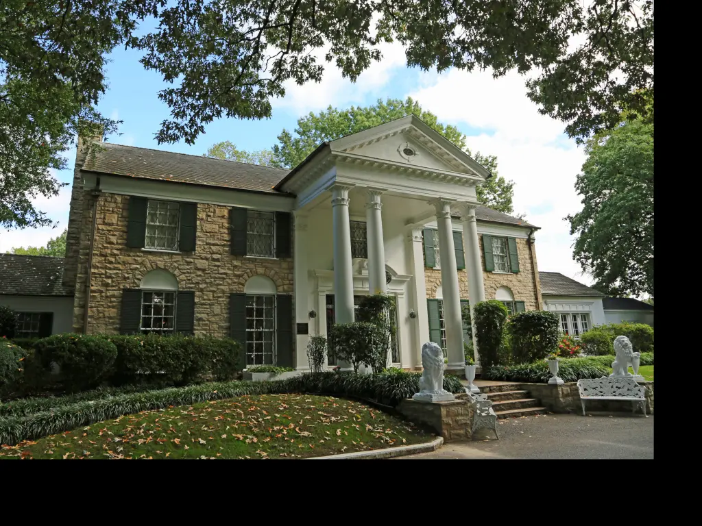 Graceland building in Memphis, Tennessee