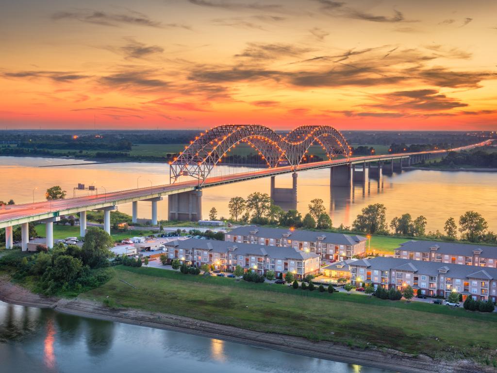 Hernando de Soto Bridge in Memphis during a cloudy sunset